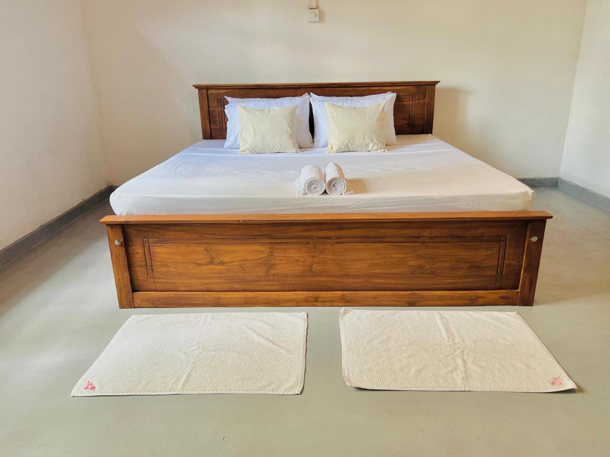 Bed and Breakfast Sea Frame By Walkseylon Хиккадува Экстерьер фото